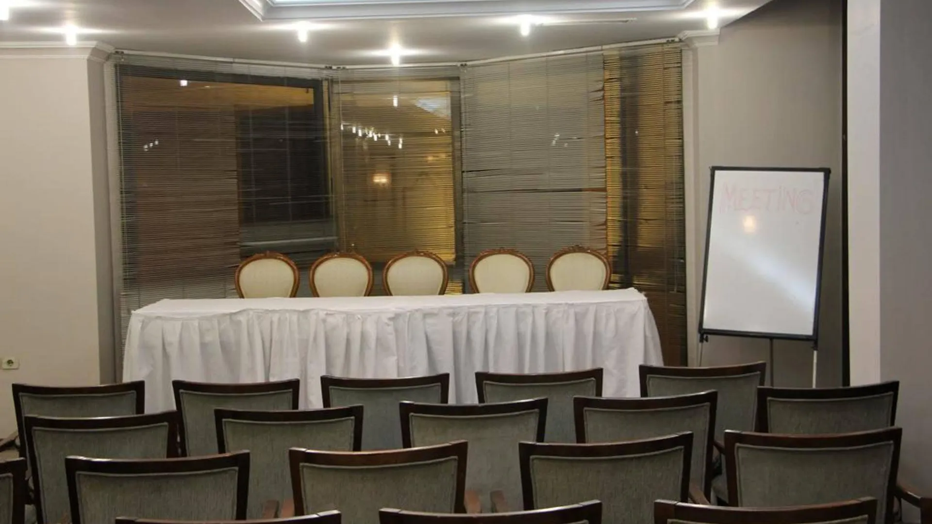 Akyuz Hotel Ankara
